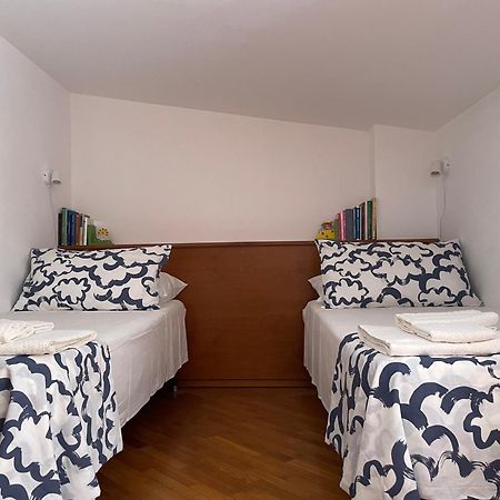 Ferienwohnung La Casa Nel Cortile Castelbuono  Exterior foto